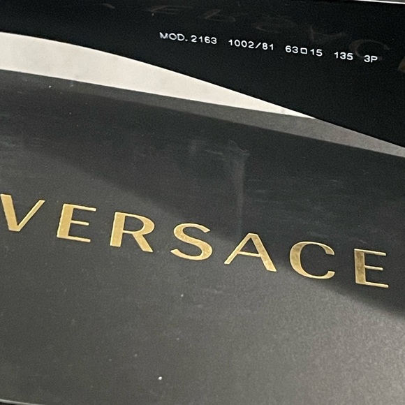 Versace Shades - Picture 4 of 5